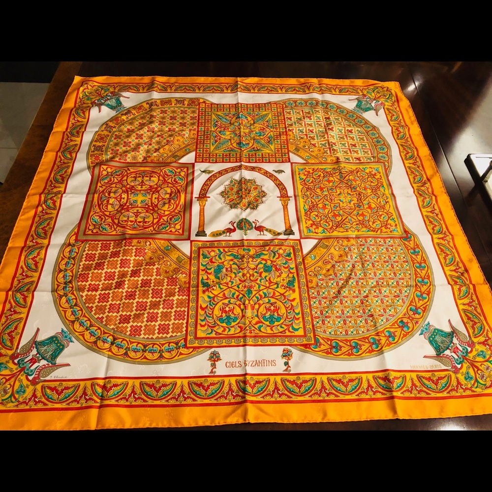 Hermès Carre shawl stole